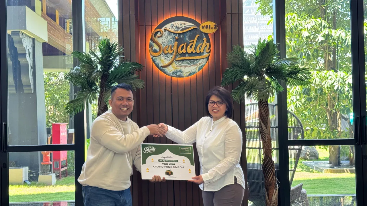 Berkah Ramadhan, Pria Asal Banyuwangi Dapat Hadiah Umroh dari Kokoon Hotel Banyuwangi