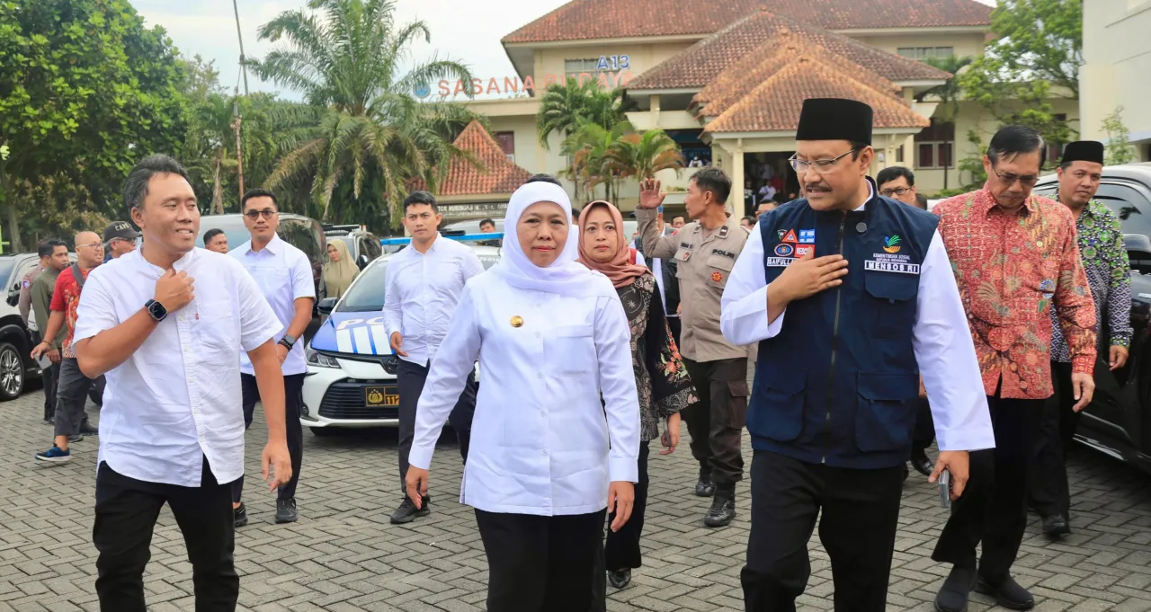 Bersama Kemensos RI, Gubernur Khofifah Optimis Sinergi dengan Pilar Sosial Turunkan Kemiskinan Ekstrem