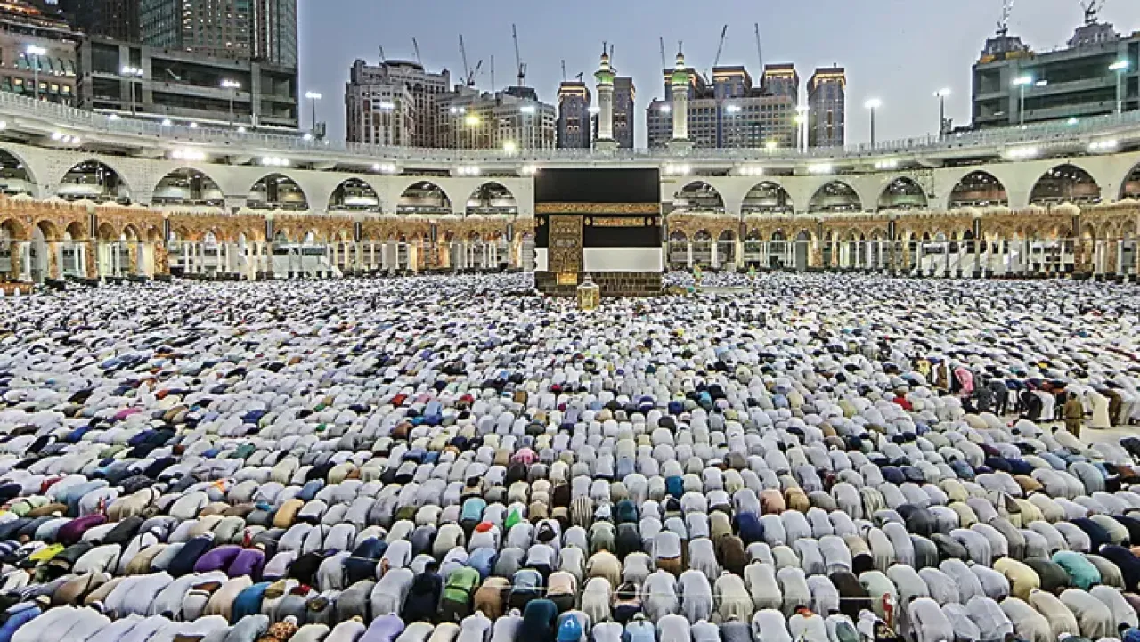 Ketika Panggilan Itu Belum Sampai, Catatan dari Haji Furoda 2025