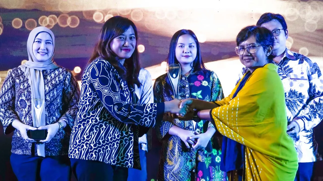 Komitmen Keterbukaan Informasi, PTP Nonpetikemas Raih Penghargaan Indonesia Digital Media Awards 2025 dari SPS