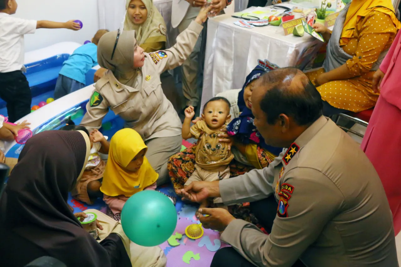 Polda Jatim Gelar Bakti Kesehatan dalam Peringatan Hari Bhayangkara ke-79