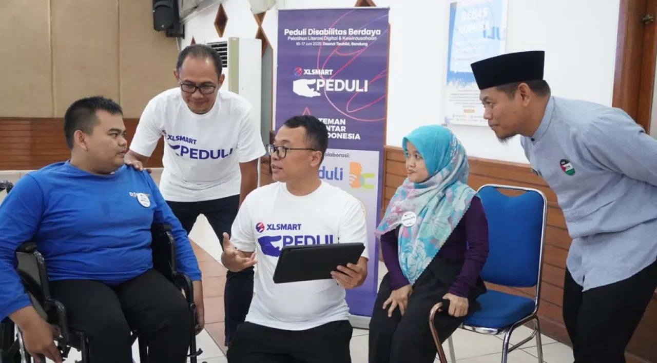 XLSMART Berdayakan 100 Penyandang Disabilitas Lewat Pelatihan Kewirausahaan Digital