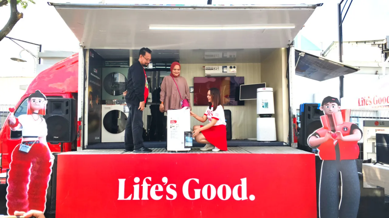 Hai Mom and Dad! LG "Serbu" Surabaya dengan Truk Kece dan Promo Gila-Gilaan!