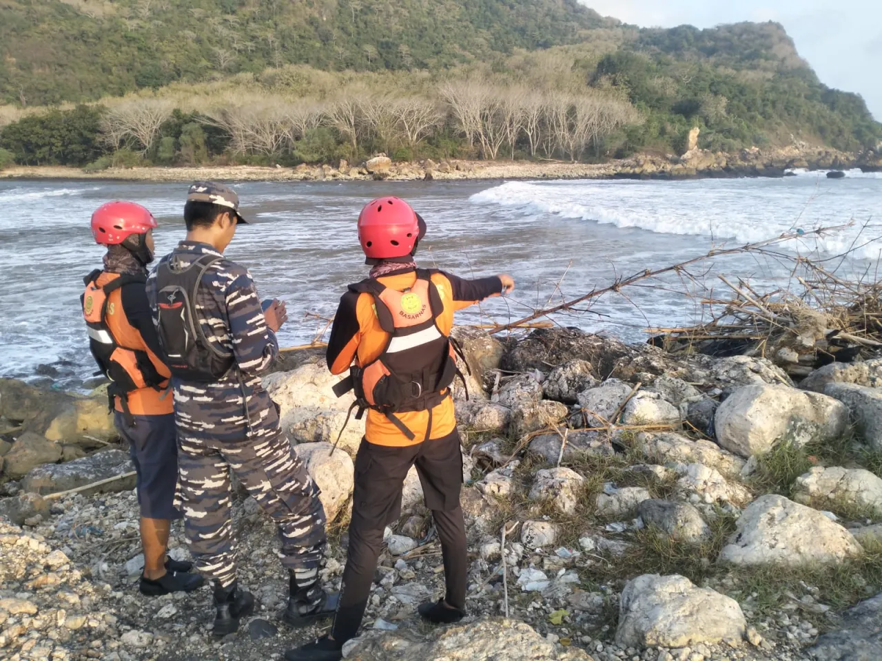 Nelayan Hilang di Perairan Puger Saat Melaut, Tim SAR Gabungan Lakukan Pencarian