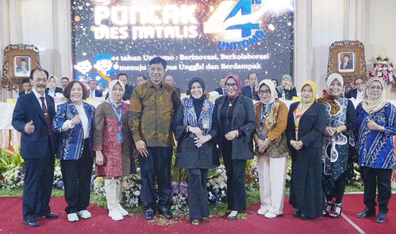 Haru Biru Dies Natalis ke-44 Unitomo, Akreditasi Unggul dan Komitmen Mutu Pendidikan