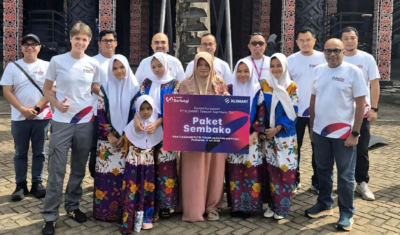 XLSMART Rayakan Muharram 1447 H dengan Gebyar Berbagi di Seluruh Indonesia