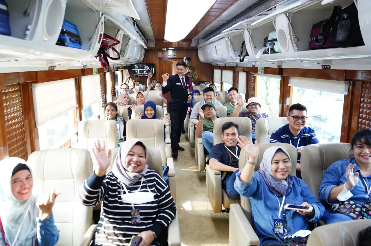 Kereta Panoramic Diservis, KAI Wisata Hadirkan Kereta Priority