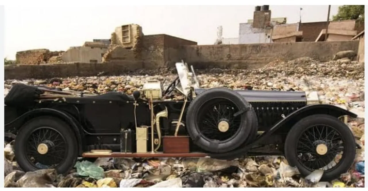 Saat Rolls-Royce Jadi Pengangkut Sampah di India