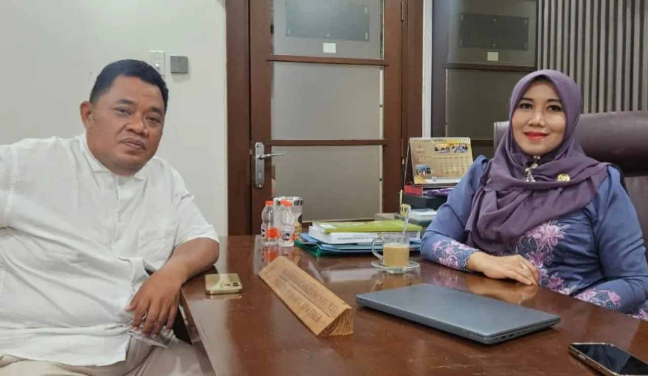 Lia Istifhama Legislator Idola Warga Jawa Timur, Faktor Humble dan Senyum Manis