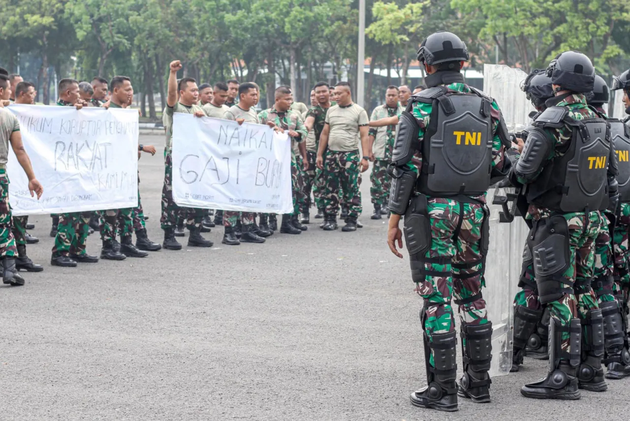 Antisipasi Bangsitnas, Prajurit Yonif 3 Marinir Laksanakan Latihan Penanggulangan Huru Hara