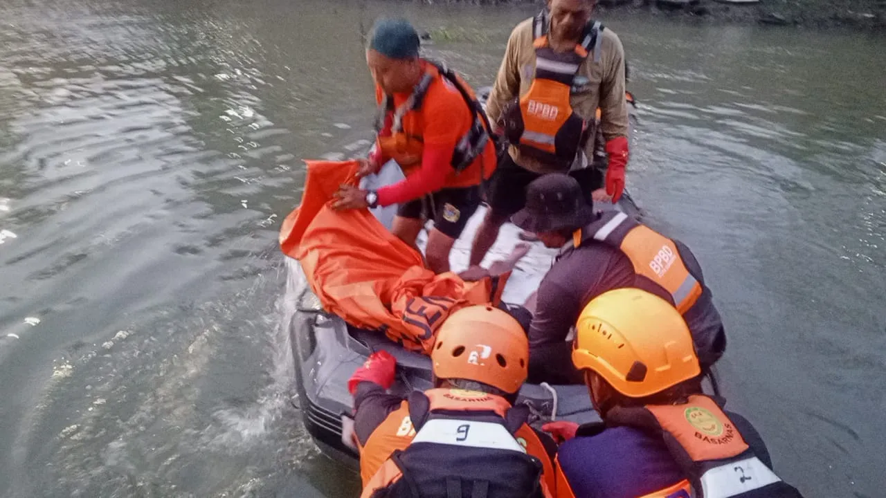 Pria Yang Lompat Ke Sungai Jagir Surabaya Telah Ditemukan, Warga Tenggilis Surabaya