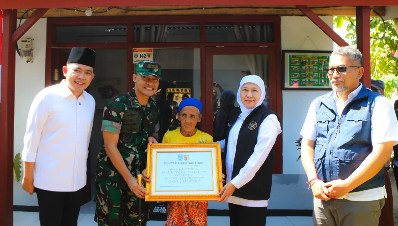 Gubernur Khofifah Apresiasi Program Rutilahu di Momen HUT ke-80 TNI, Bukti Sinergi TNI dan Pemprov Hadir untuk Rakyat