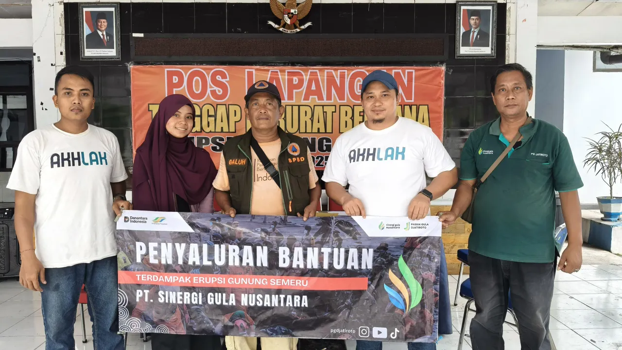 PT Sinergi Gula Nusantara Salurkan Bantuan Darurat Korban Erupsi Semeru di Lumajang