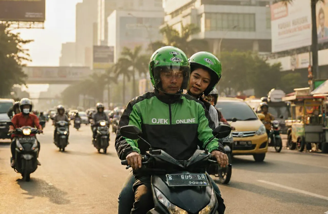 Adian Napitupulu Dorong Sistem Berlangganan Ojek Online, Alternatif Komisi yang Lebih Adil?