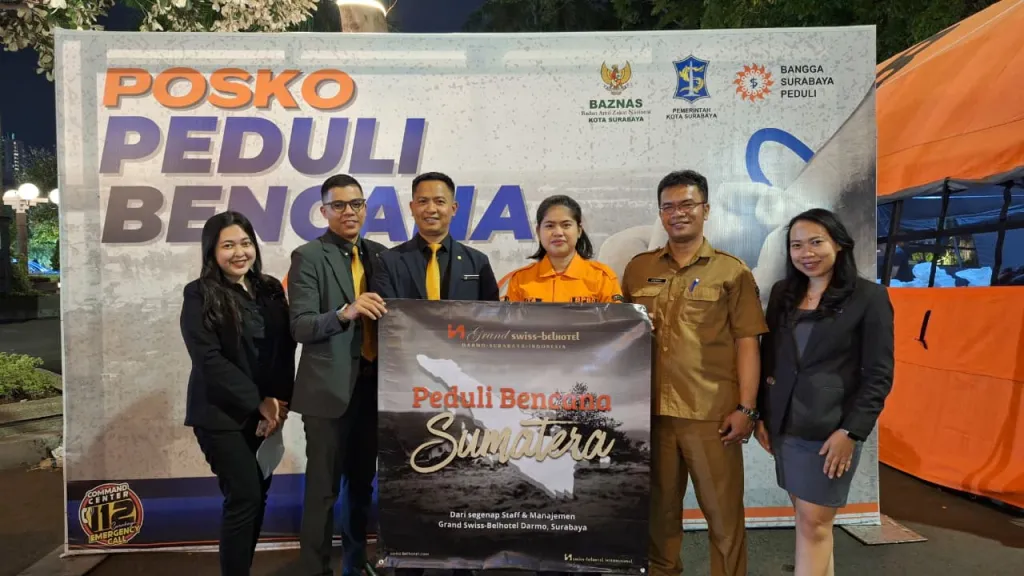 Komitmen CSR, Staf Swiss-Belhotel Darmo Surabaya Kumpulkan Rp5,5 Juta Bantu Sumatera