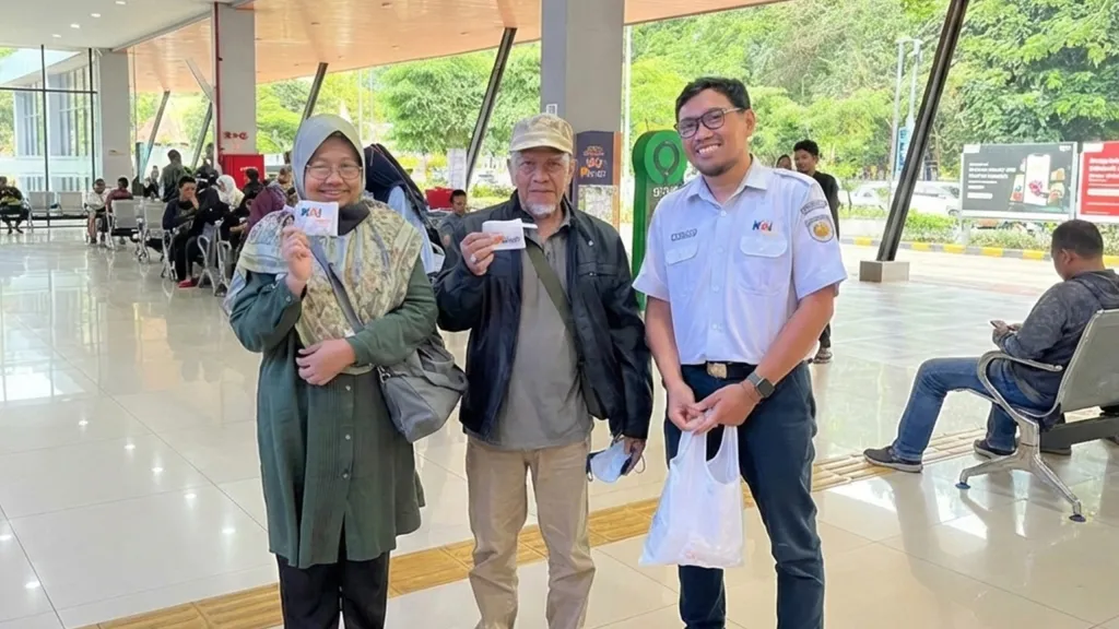 Naik Kereta Saat Libur? KAI Wisata Siapkan Hadiah Bagi yang Gunakan e-Porter
