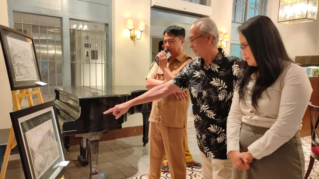 Kokoon Hotel Surabaya Hadirkan Nostalgia Kota Lama Lewat Pameran Sketsa “Urban Echoes”