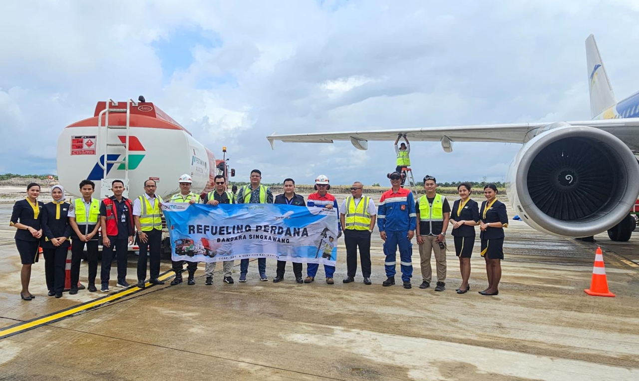 Pengisian avtur perdana telah dilakukan pada Senin (20/1/2025) untuk pesawat Super Air Jet dan Transnusa Aviation Mandiri. Foto/Pertamina