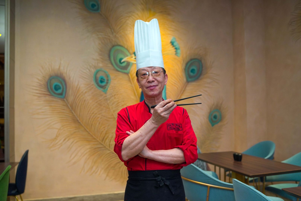 Chef Lam Wei Hung akan hadirkan kuliner resep autentik dari Hong Kong saat Imlek di Morazen Surabaya. Foto/Morazen Surabaya