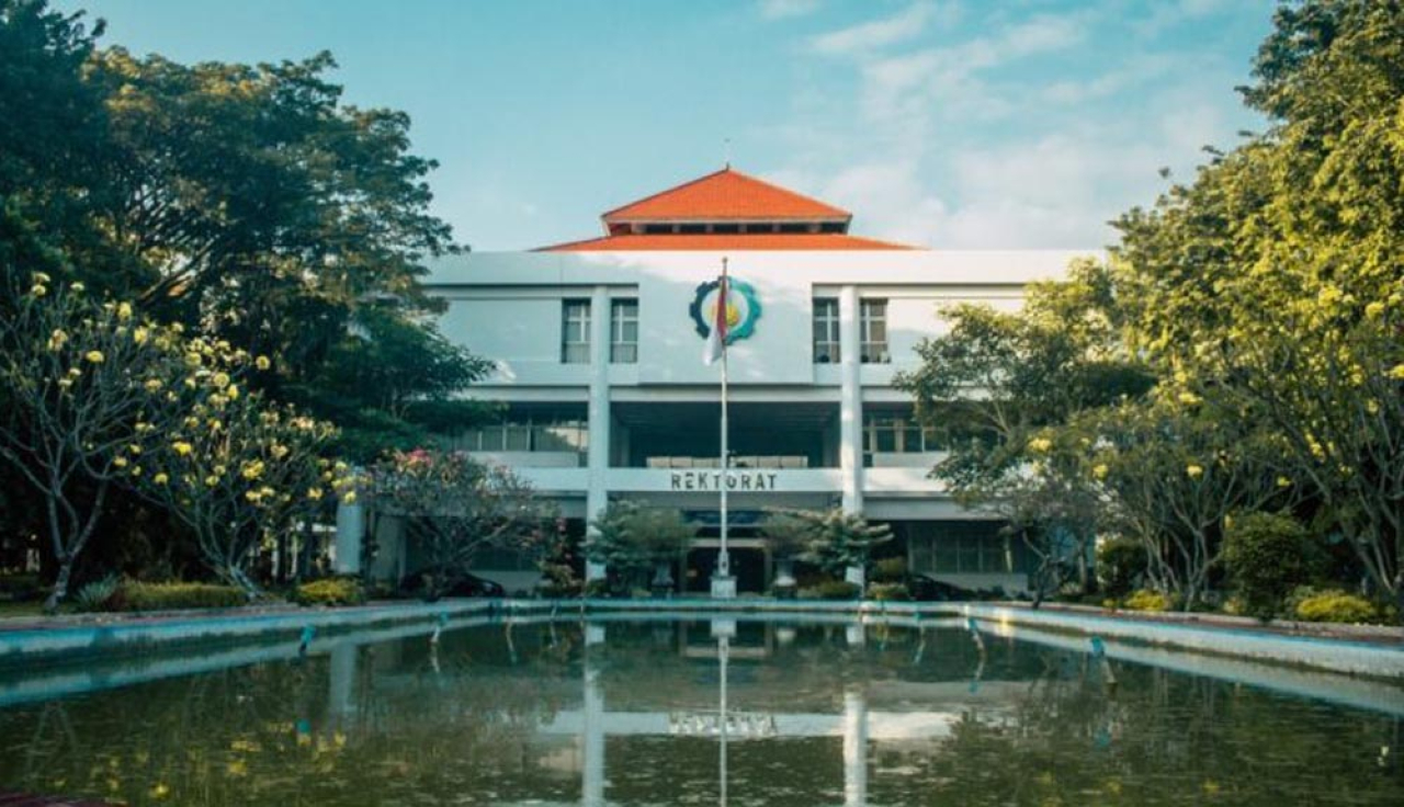 ITS berhasil menempati posisi 9 besar perguruan tinggi terbaik di Indonesia untuk bidang marketing versi EduRank. Foto/ITS