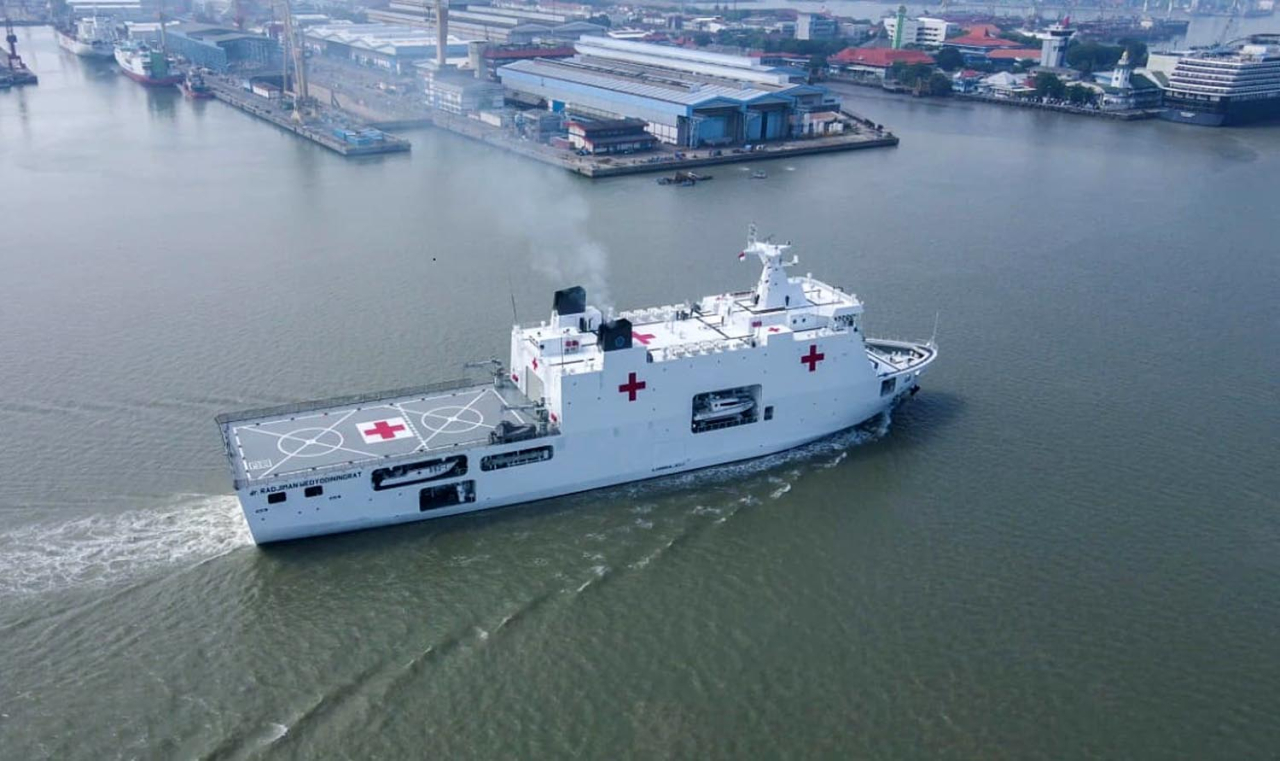 Kapal Bantu Rumah Sakit (BRS) buatan PT PAL Indonesia. Foto/Humas PT PAL