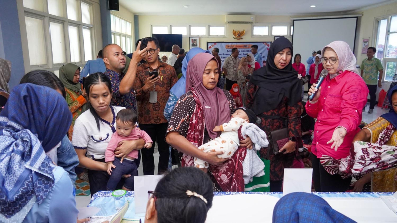 Aksi sosial ini bentuk komitmen PT PAL dalam mendukung program penurunan angka stunting, khususnya di Surabaya. Foto/PT PAL