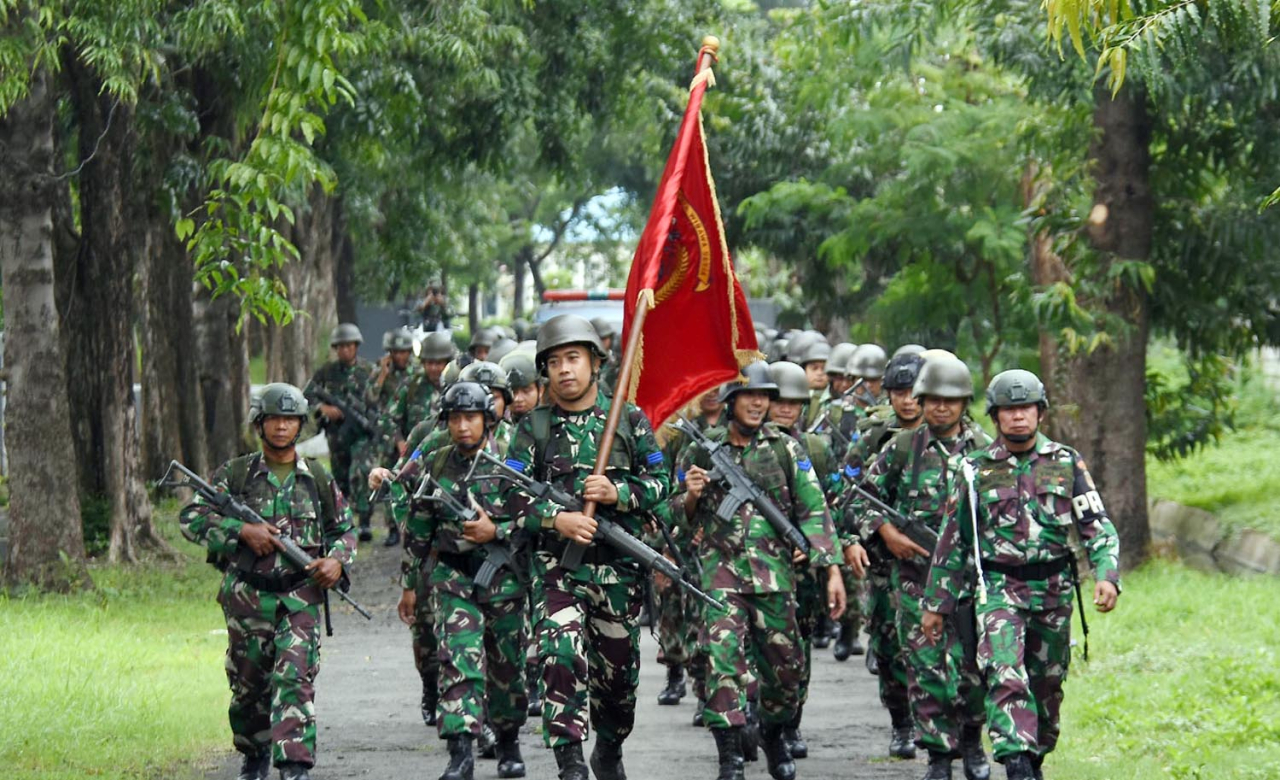 Prajurit Kompi Markas (Kima) Brigif 2 Marinir melaksanakan kegiatan Halang Rintang Mars (Hanmar) di Bhumi Marinir Gedangan, Sidoarjo, Jawa Timur. Foto/Dispen Kormar