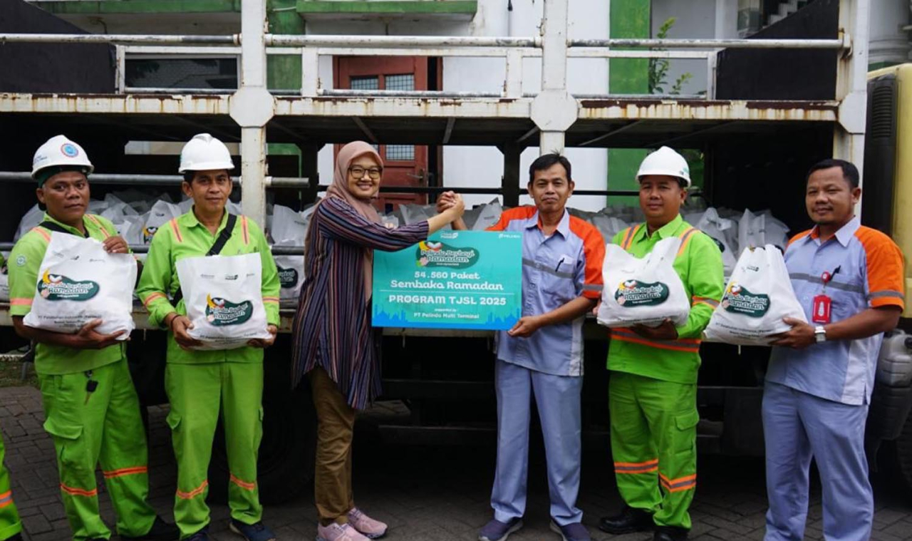 Ramadhan Penuh Berkah, Pelindo Multi Terminal Salurkan Bantuan untuk Masyarakat