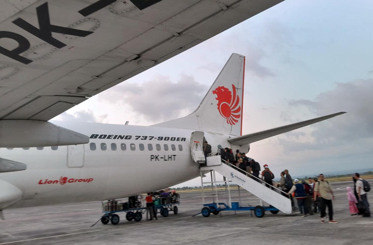 Lion Air akan menambah frekuensi penerbangan rute Surabaya-Palangkaraya. Foto/Ali Masduki