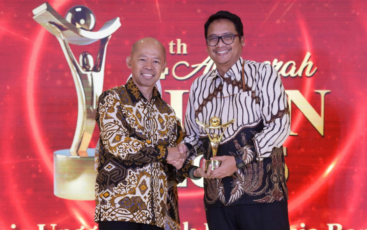 Penghargaan ini bukan hanya apresiasi bagi Pupuk Indonesia, tetapi juga pengakuan atas kerja keras seluruh insan perusahaan dalam mendorong inovasi dan kolaborasi yang berkelanjutan. Foto/Humas