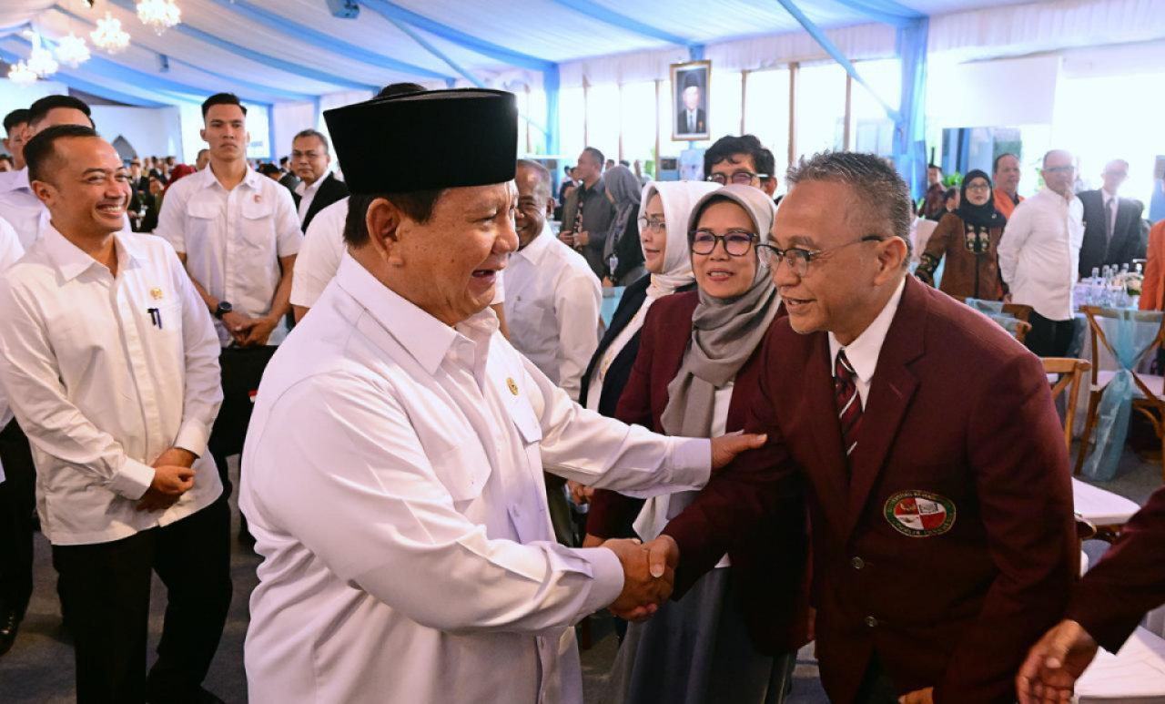 Presiden Prabowo Subianto menggelar acara silaturahmi dengan rektor serta pimpinan perguruan tinggi negeri dan swasta di Istana Kepresidenan Jakarta, Kamis (13/03/2025). Foto/Setneg