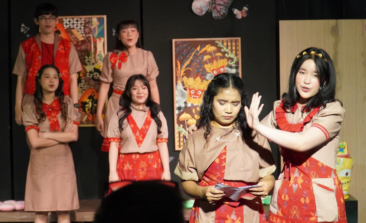 The Clues 3, petualangan terakhir dari Clues Soldiers garapan Petra Theatre. Foto/Humas PCU