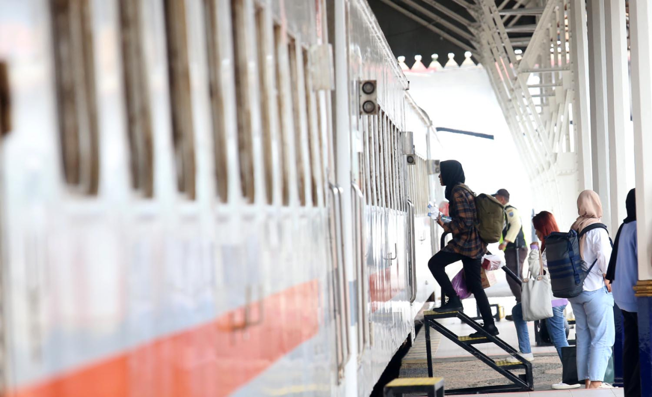 Lebih dari 123 Ribu Pelanggan Gunakan KA di Libur Panjang Peringati Jumat Agung dan Hari Paskah