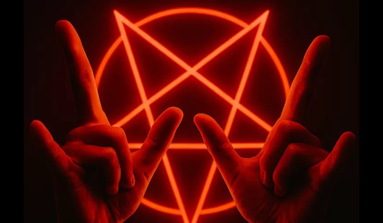 Velocity, Benarkah Simbol Iblis?