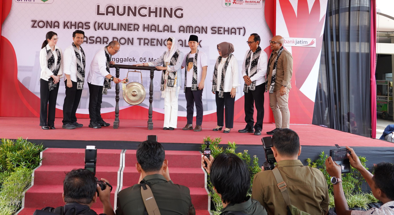 Bank Jatim Sinergi dengan Pemkab Trenggalek Launching Zona KHAS Pasar Pon