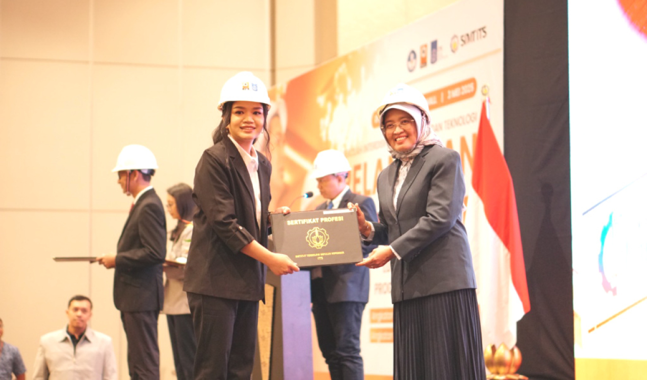 ITS Kukuhkan 248 Insinyur Baru