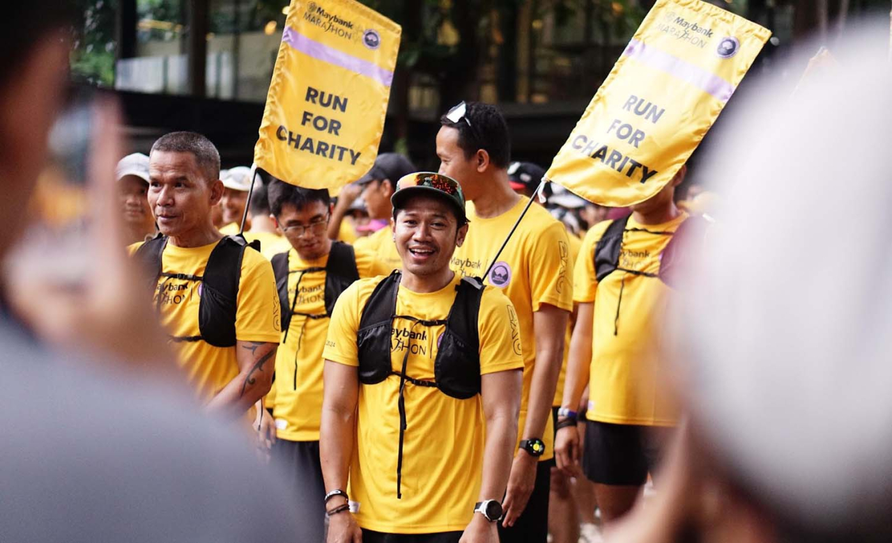 Maybank Marathon 2025 membawa tema baru ‘Pace The Future’ sebagai langkah awal pelaksanaan inisiatif keberlanjutan ‘Jejak Hijau’ menuju Marathon Netral Karbon 2030 yang turut didukung oleh berbagai NGO. Foto: Mybank