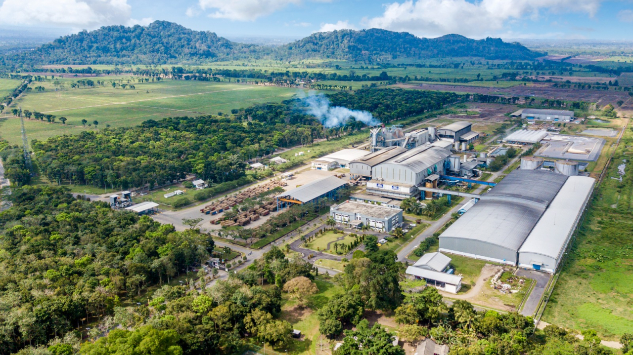 PTPN Group telah memiliki 1 Pabrik Bioethanol (PT Energi Agro Nusantara) yang terintegrasi dengan Pabrik Gula Gempolkrep di Mojokerto sejak tahun 2014. Foto/Dok-HumasSGN