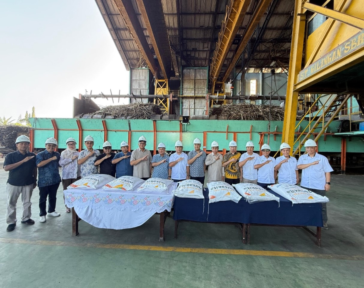 Kunjungi Jatim, SGN dan PTPN I Kawal Langsung Proses Giling dan Tanam Tebu Kebun Jolondoro, Banyuwangi