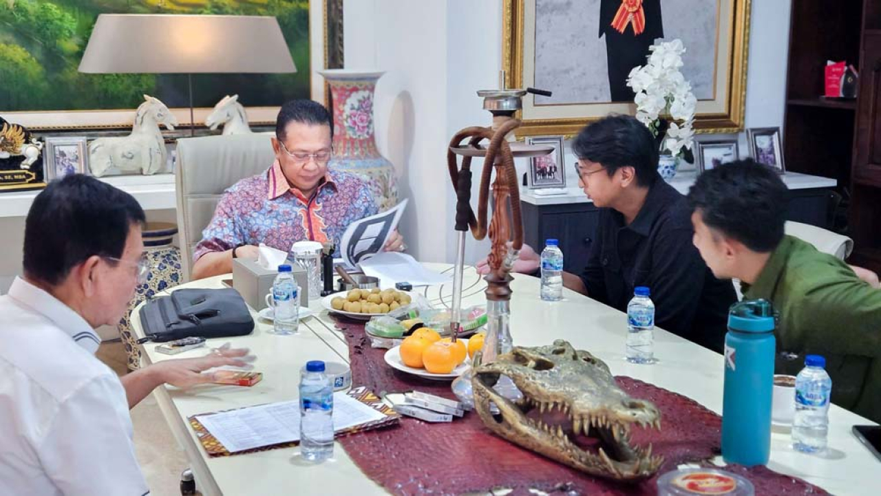 Bamsoet saat menerima jajaran pengurus IMI Pusat di Jakarta, Kamis (3/7/25). Foto/Ayojatim
