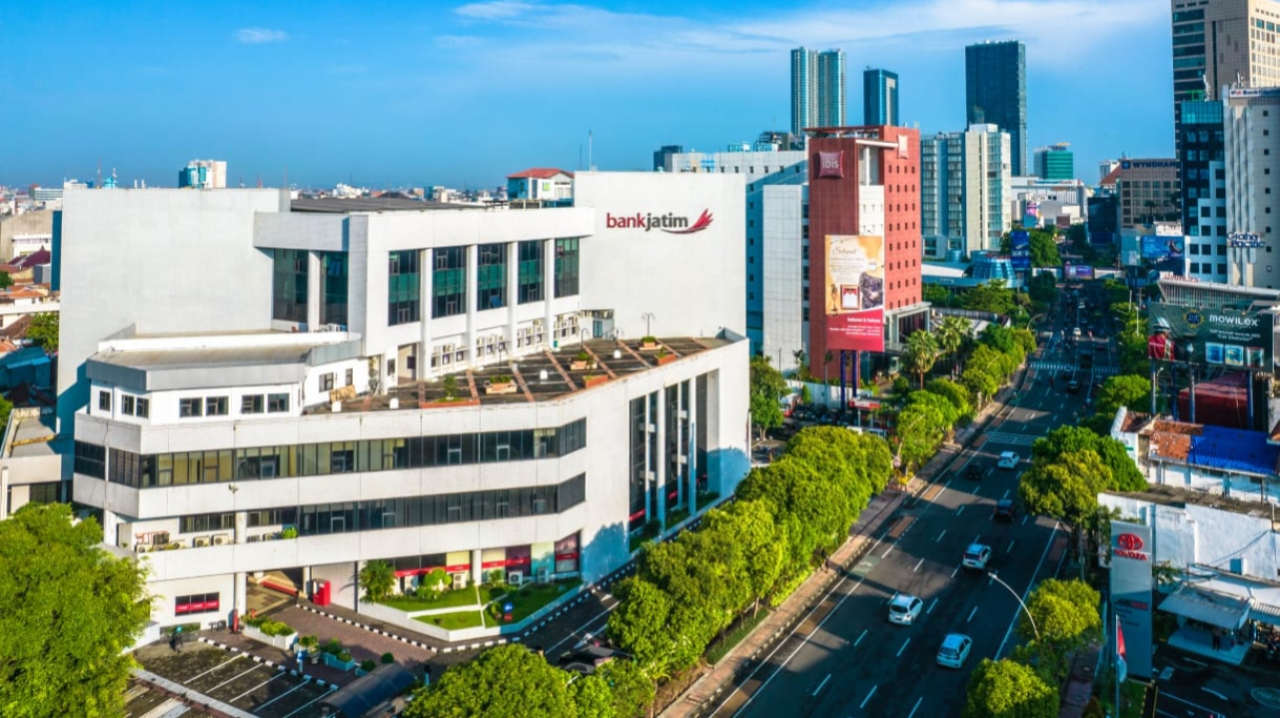 Bank Jatim Sukses Bukukan Laba Bersih Rp 703 Miliar di Semester I 2025