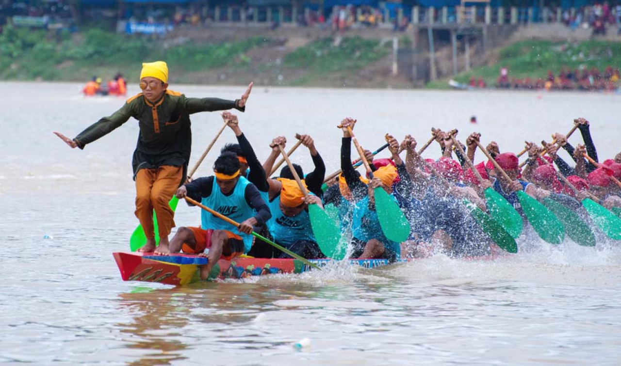 Pacu Jalur Viral, Medsos Dongkrak Tradisi Lokal ke Kancah Internasional