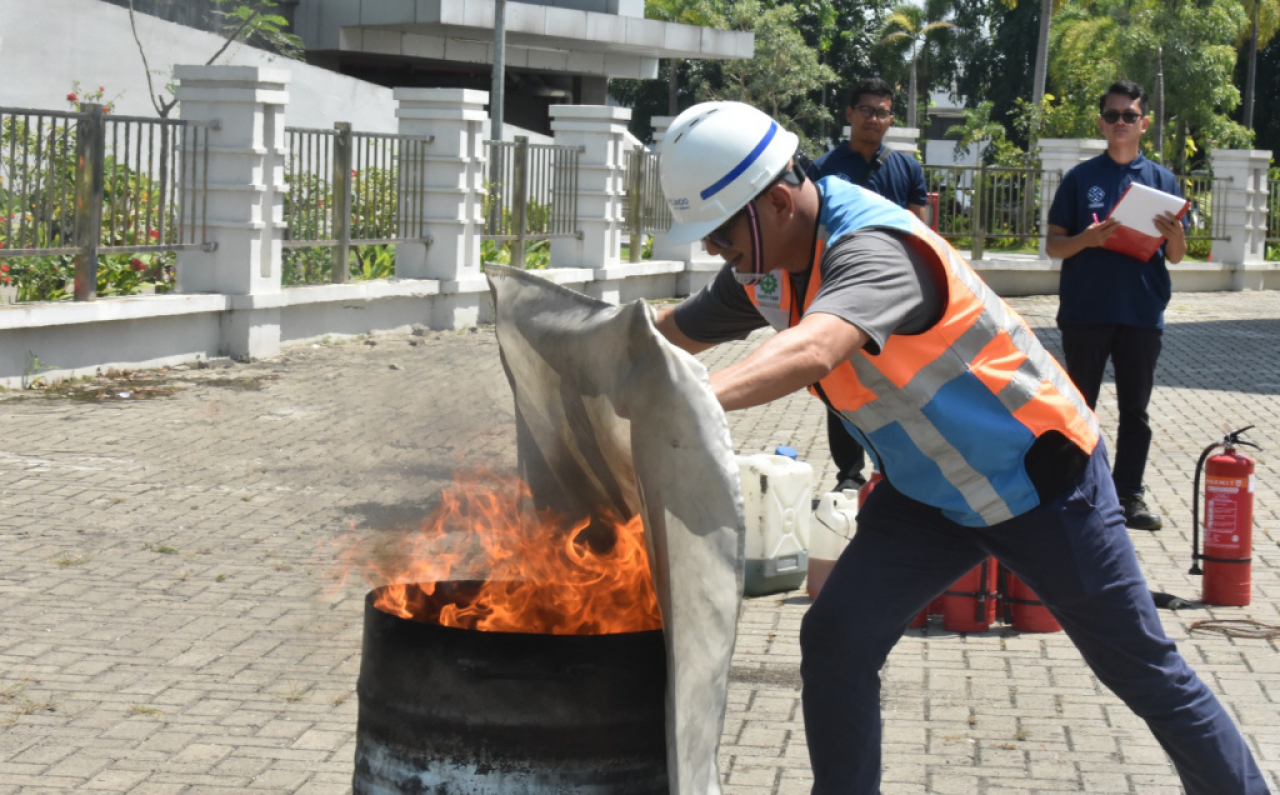 Pelindo Multi Terminal Prioritaskan Keselamatan, Latih Karyawan Tanggap Darurat