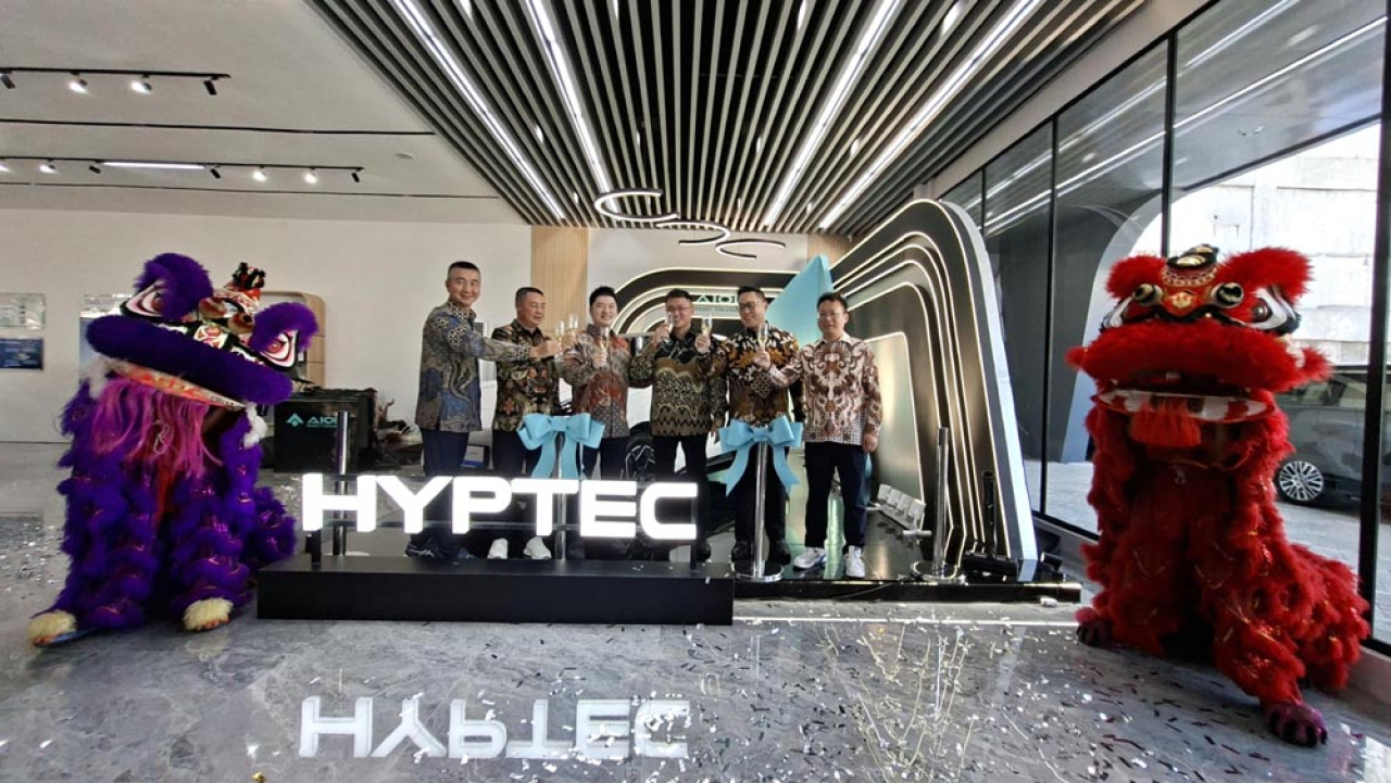 Peresmian dealer GAC Tunjungan Surabaya. Foto/Ayojatim