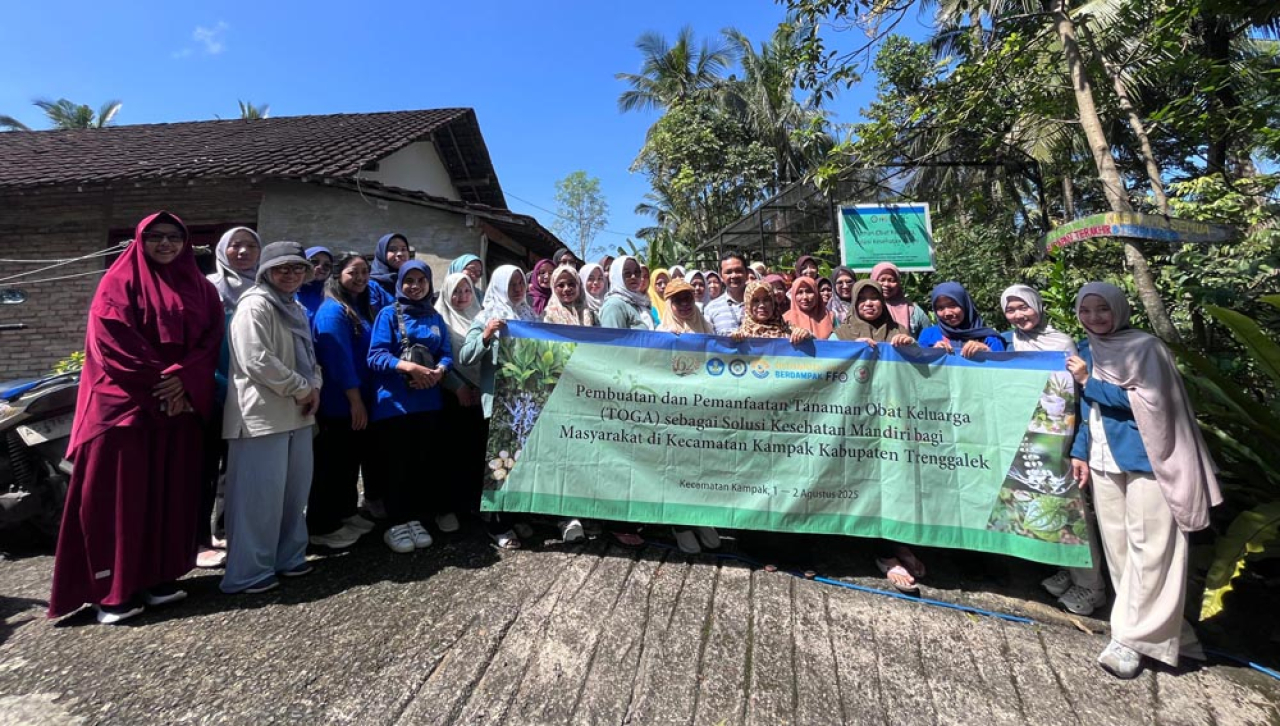 Pelatihan dan penanaman Tanaman Obat Keluarga (TOGA) yang diselenggarakan pada 1-2 Agustus 2025. Foto/Ayojatim