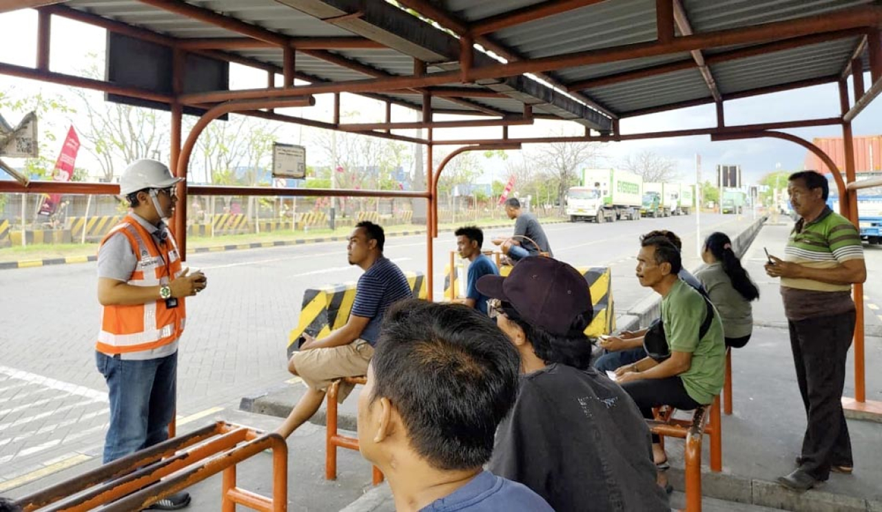 TPS "Gandeng" Pengemudi Truk dalam Penguatan Tata Kelola Perusahaan, Sosialisasi GCG Digelar di Area Parkir
