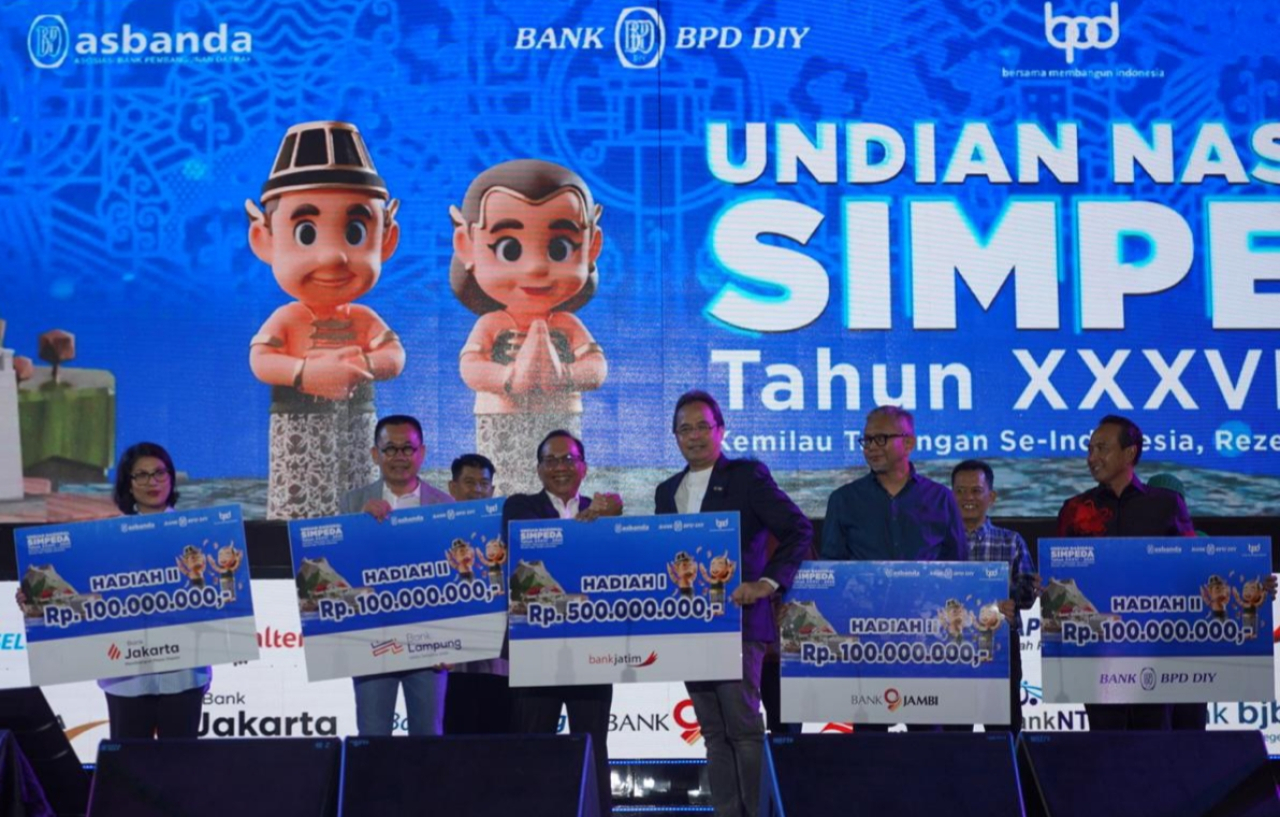 Nasabah Bank Jatim Sukses Raih Hadiah Utama Rp500 Juta