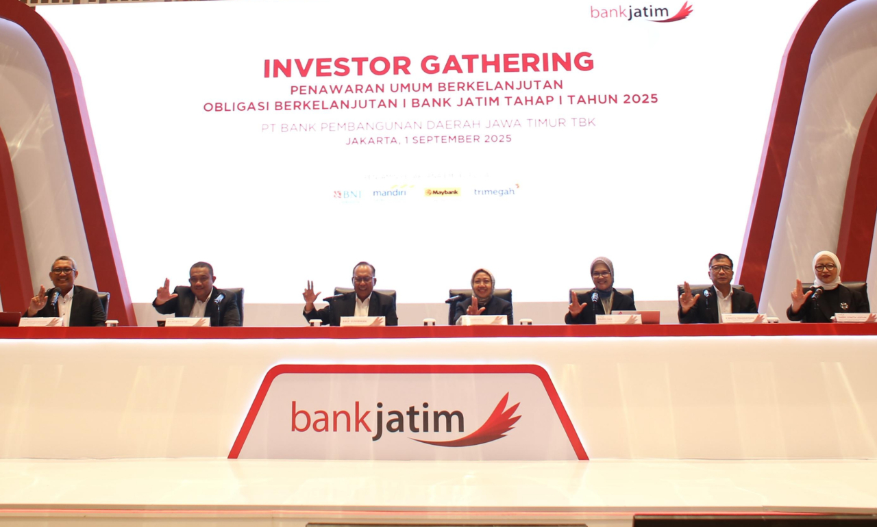 Press Conference – Investor Gathering Penawaran Umum Berkelanjutan (PUB) Obligasi Berkelanjutan I Bank Jatim Tahap I 2025, Senin (1/9/2025) di Chubb Square, Thamrin Nine Jakarta. foto: bankjatim for ayojatim.