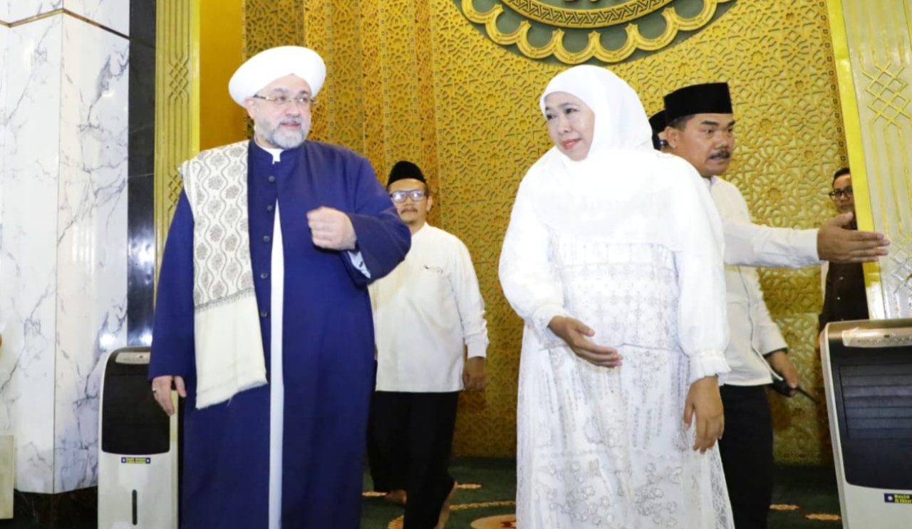 Gubernur Khofifah Mengajak Agar Peringatan Maulid Nabi SAW Dijadikan Momen Penguatan Cinta Allah dan Cinta Rasul
