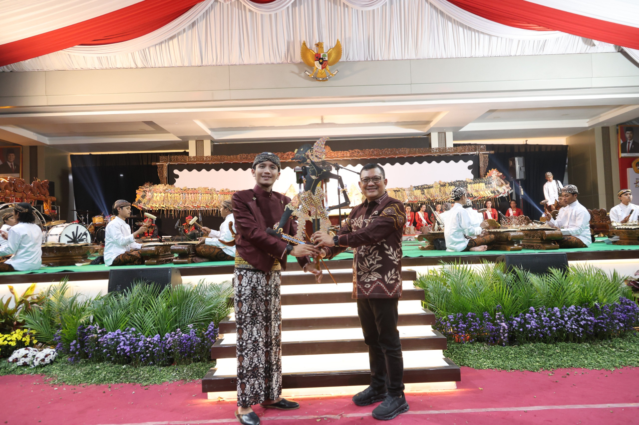 Pandawa Mbangun Ngamarta, Filosofi Bangun Negeri di Dies Natalis Untag Surabaya ke-67